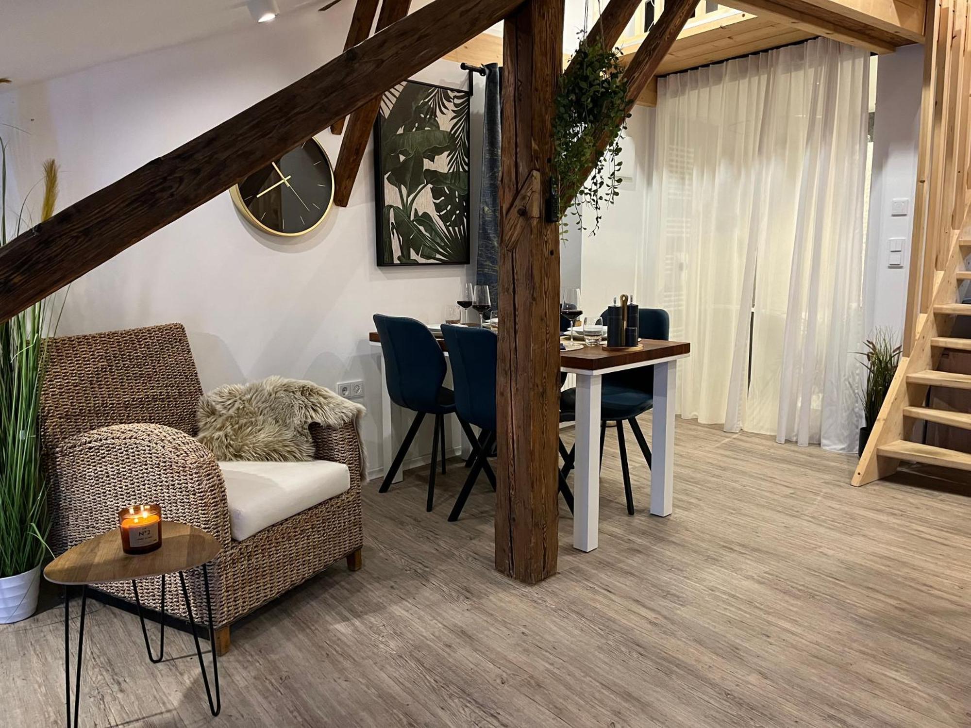 Apartment Beyond Staying Loft 23 Frei Stehende Badewanne *